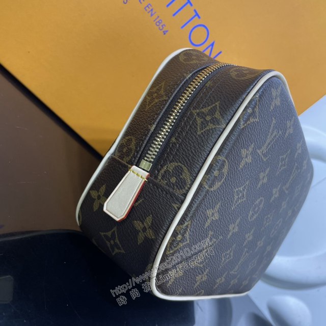 LV專櫃新款包包 路易威登老花大號盥洗袋 M43383 LV小號化妝包  ydh4384